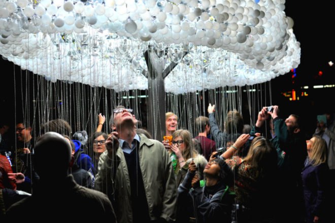 Cloud, Caitlind Brown, reclaimed bulbs, eco art, green lighting, incandescent bulbs, nuit blanche calgary