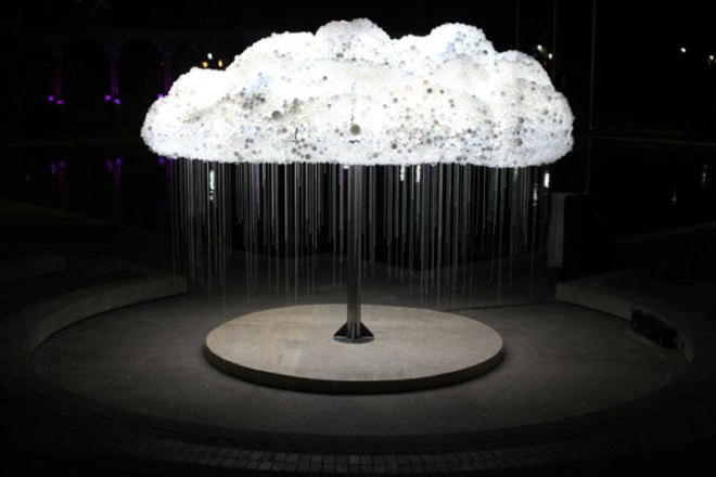 Cloud, Caitlind Brown, reclaimed bulbs, eco art, green lighting, incandescent bulbs, nuit blanche calgary