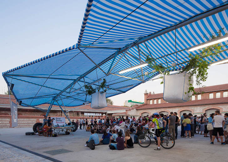 Escaravox Mobile Pavilion, Andres Jaque Architects, Spanish architecture, recycled materials, greenhouses, irrigation systems, watering systems, temporary pavilion, art space, green design, green urban design