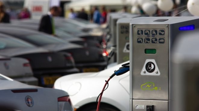 Fisker, Fisker Karma, Fisker World Record, green car, plug-in hybrid, Fisker hybrid, green transportation, automotive world record