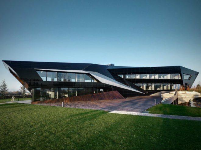 Oficina Vidre Negra, Damilano Studio Architects, eco office, energy efficient office, integrated photovoltaics