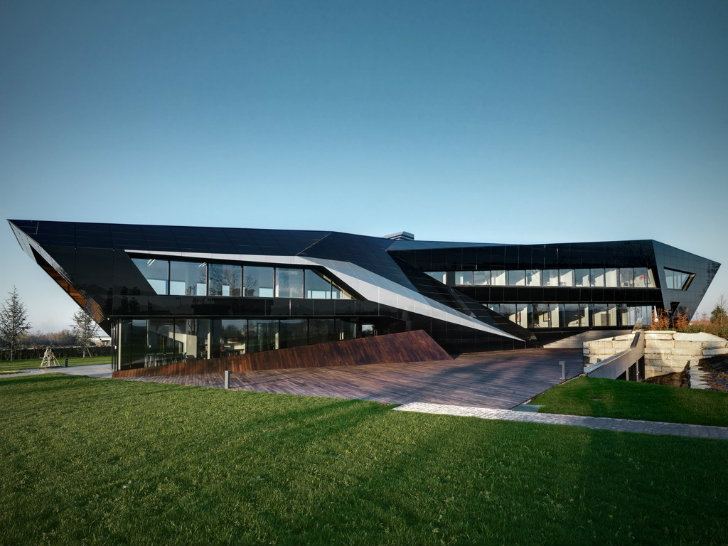 Oficina Vidre Negra, Damilano Studio Architects, eco office, energy efficient office, integrated photovoltaics