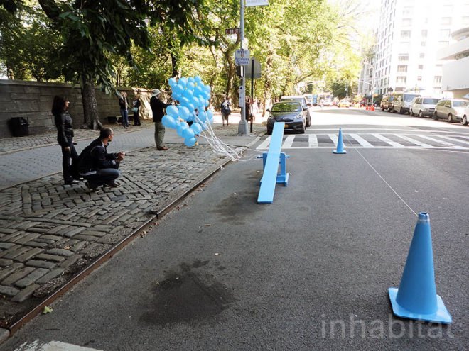 park(ing) Day, Pop up parks, Green design, eco design, sustainable design, Manhattan, Bike MS New York City, Mise en Parc, Andrew M. Emmet, HSH Park(ing) day, B-Cloud Park, GUAPA Open Space