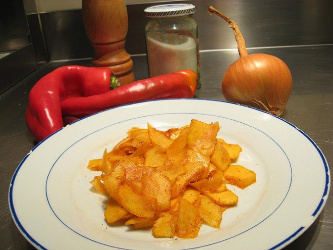 green design, eco design, sustainable design, Pumpkin recipes, Vegan Pumpkin Fudge, fall recipes, Spicy Pumpkin Salad, Earth Balance Butter, Vegan pumpkin Pie, Pumpkin mac and cheese, Fried Pumpkin Blossoms, spicy pumpkin chips