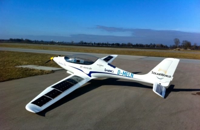 elektra one solar plane, solarworld, aero-pic, solar aircraft, solar impulse, solar power, solar energy, solar plane, mobile electric charging station,