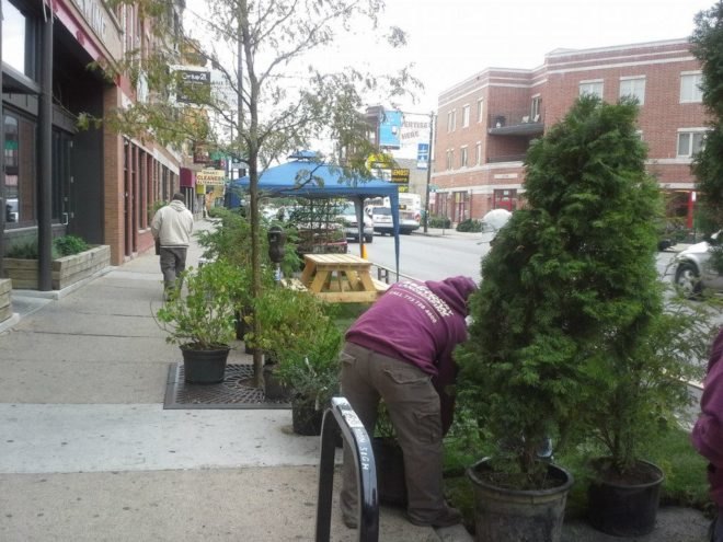 urban habitat chicago, chicago, park(ing) day, parking day, pop-up park, public space, urban design, green design, sustainable design, gardening, parking meter park, parklet, public art, urban intervention