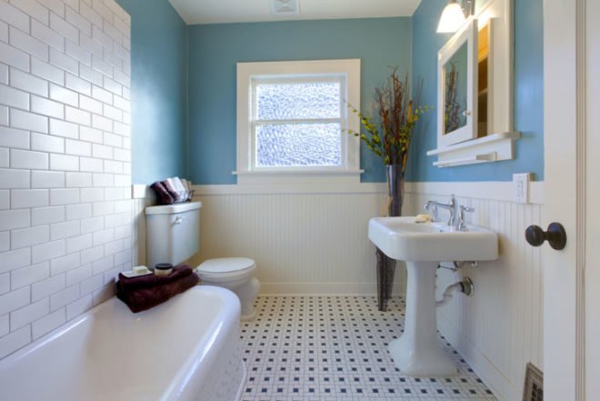 bathroom with window, bathroom, blue bathroom, classic bathroom