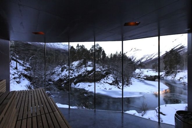 River Sauna, Norway, Juvet Landscape Hotel, Minimalist, subterranean, earth-covered, green design, sustainable design, eco-design, Jensen & Skodvin, natural materials, small footprint,