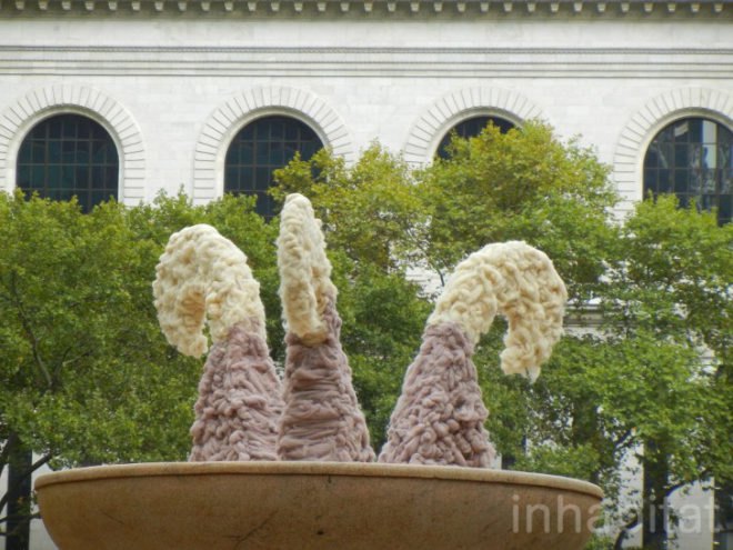 bryant park, bryant park sheep, campaign for wool, sheep, sheep bryant park, wool, wool event, yarn