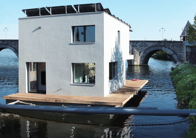green design, eco design, sustainable design, off the grid home, passivhaus standard, passivhaus houseboat, Autarkhome, Ikea, Pieter Kromwikj, Maastricht houseboat