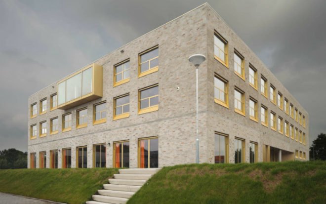 Bornego College, HVDN, Studioninedots, eco school, prefab, recycled bricks, eco university, the netherlands