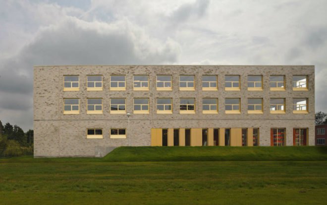 Bornego College, HVDN, Studioninedots, eco school, prefab, recycled bricks, eco university, the netherlands