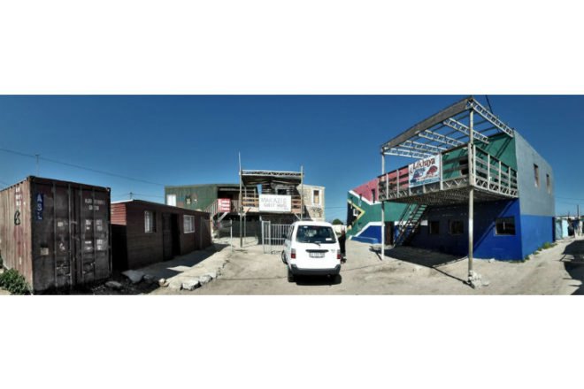 Indlovu Centre, Zvi Belling, Lani Fender, Architects Without Frontiers, South Africa, Community Center, disaster proof design, fire proof, sandbags, ecobeam