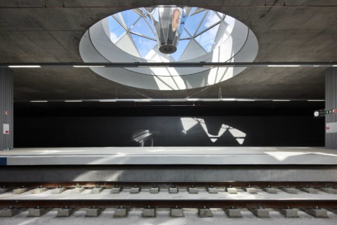 Logrono High Speed Station, Abalos Sentkiewicz Arquitectos, high speed rail, high speed train station, train station, rail station, daylighting, green roof, public park