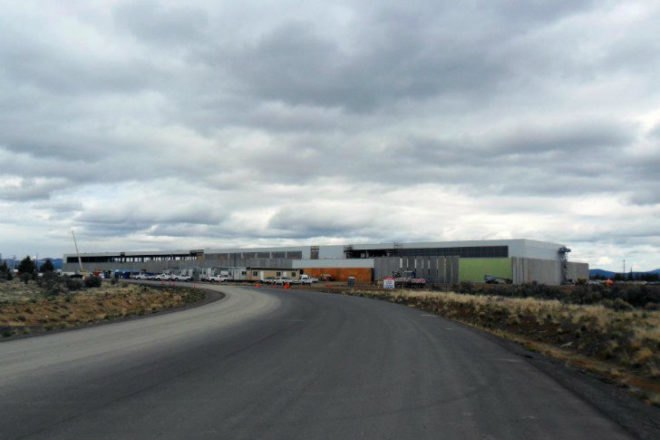 Prineville Data Center, Facebook, facebook data center, energy efficient data center, Sheehan Partners, leed gold,