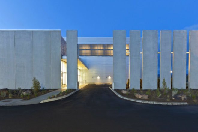 Prineville Data Center, Facebook, facebook data center, energy efficient data center, Sheehan Partners, leed gold,