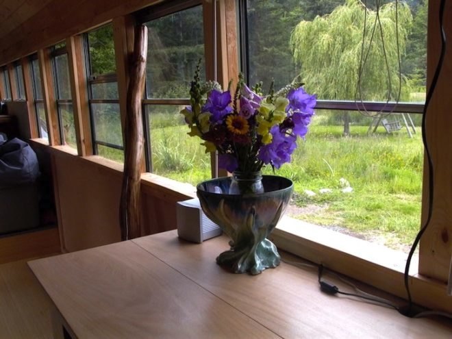 school bus conversion, architecture, green renovation, green design, sustainable design, eco-design, bus, wpi Creative, Cascades, USA, wood-fired stove, natural ventilation, mobile home
