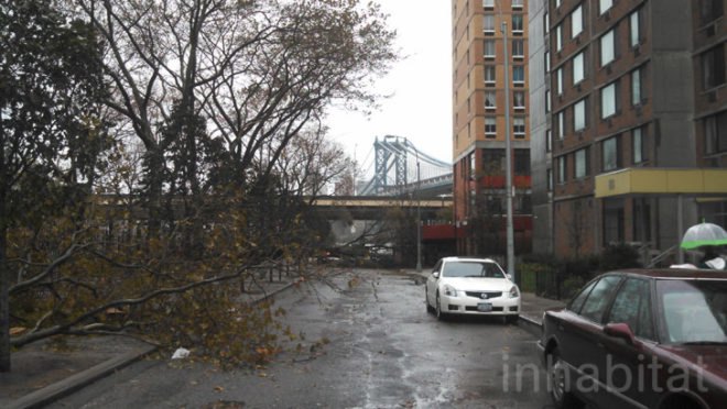 brooklyn flooding, brooklyn floods, flooding brooklyn, Frankenstorm, greenpoint flooding, Hurricane Sandy, hurricane sandy flooding brooklyn, is brooklyn flooded, new york hurricane, Sandy, sandy in brooklyn, East Coast, hurricane sandy new york, Hurricane Sandy, hurricane sandy ny,hurricane sandy nyc, new york city, NOAA, Sandy, hurricane sandy pictures, hurricane sand photos