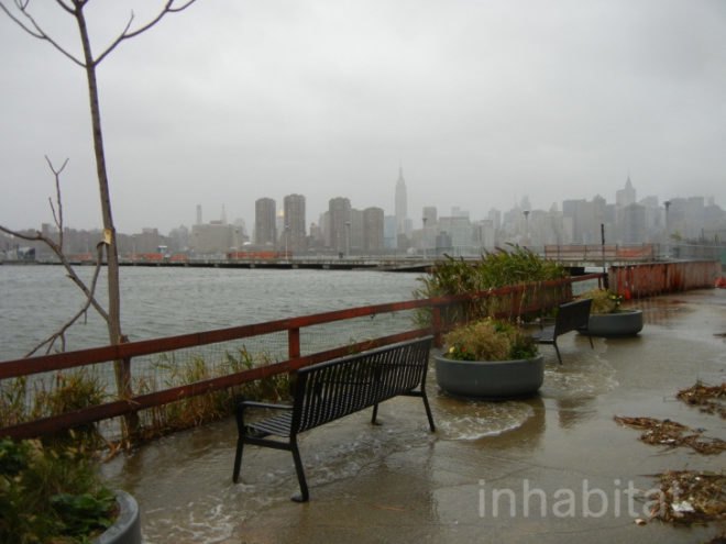 flooding brooklyn, brooklyn floods, brooklyn flooding, new york hurricane, hurricane sandy, sandy, sandy in brooklyn, frankenstorm, hurricane sandy flooding brooklyn, greenpoint flooding, is brooklyn flooded,