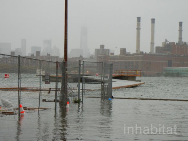 flooding brooklyn, brooklyn floods, brooklyn flooding, new york hurricane, hurricane sandy, sandy, sandy in brooklyn, frankenstorm, hurricane sandy flooding brooklyn, greenpoint flooding, is brooklyn flooded,