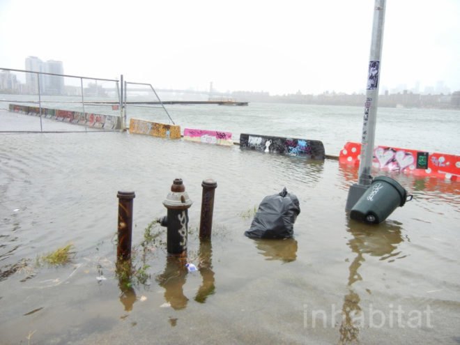 flooding brooklyn, brooklyn floods, brooklyn flooding, new york hurricane, hurricane sandy, sandy, sandy in brooklyn, frankenstorm, hurricane sandy flooding brooklyn, greenpoint flooding, is brooklyn flooded,
