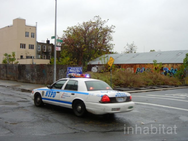 flooding brooklyn, brooklyn floods, brooklyn flooding, new york hurricane, hurricane sandy, sandy, sandy in brooklyn, frankenstorm, hurricane sandy flooding brooklyn, greenpoint flooding, is brooklyn flooded,