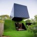 green design, eco design, sustainable design, Andrew Maynard Architects, cantilevers, louvers, artificial hill, HIll House