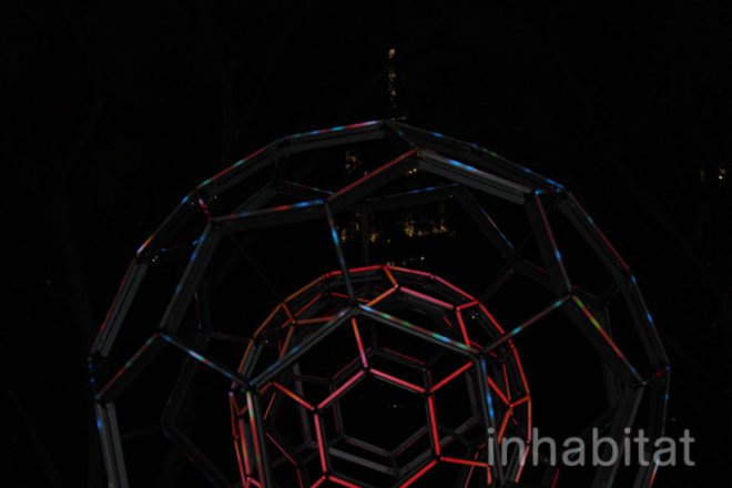 LED Art, led lights, LED tubes, leo villareal, light emitting diode, madison square park, LED light installation, light sculpture, madison square park, lit up art madison square park