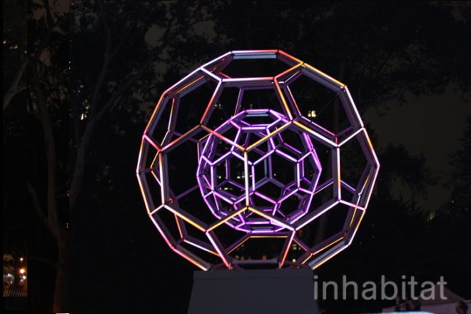 LED Art, led lights, LED tubes, leo villareal, light emitting diode, madison square park, LED light installation, light sculpture, madison square park, lit up art madison square park