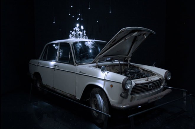 mika aoki, singing glass, sculpture, microscopic, artist, glass, blown glass, car