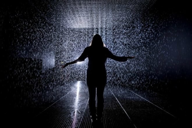 rain room, random international, barbican centre, weather installation, sustainable art, green art, interactive artwork