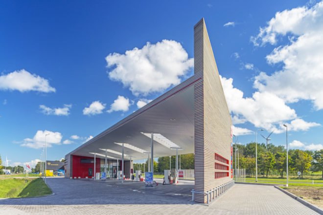 biofuel, gas station, Knevel Architecture, Avia Marees, timber, prefabricated design, small carbon footprint, green design, climate neutral design, Dutch gas station, Den Oever, ABT, sustainable gas station, flax insulation