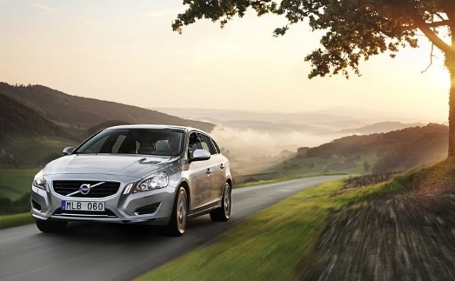 Volvo, Volvo V60, Volvo V60 Plug-in Hybrid, Volvo hybrid, diesel hybrid, hybrid car, green transportation, green car, electric car