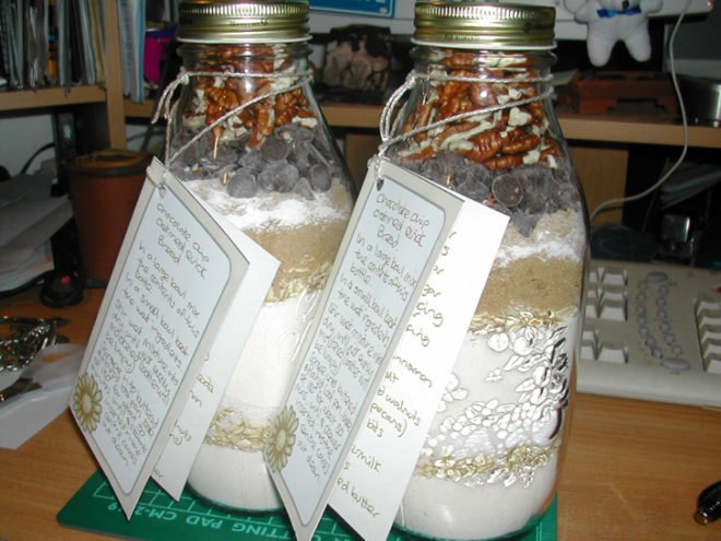 homemade bread mix in a jar, food gifts in a jar, food gifts, jar of bread mix