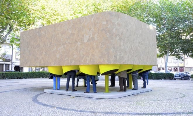 Centipede Cinema, cork, Portugal, Bartlett School of Architecture, Colin Fournier, pop-up design, urban design, urban intervention, sustainable materials, Guimarães, 2012 European Capital of Culture, UNESCO, green design, sustainable design, eco-design