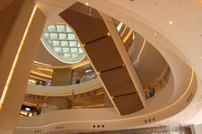 Hysan Place, Hong Kong,Kohn Pedersen Fox, Dennis Lau & Ng Chun Man Architects, China, Office, LEED, Platinum, Mixed-Use, roof garden, atrium, USGBC,