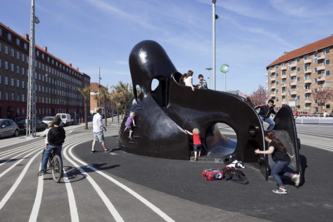 green design, eco design, sustainable design, Superkilen, Bjarke Ingles Group, Superflex, Topotek 1, outdoor museum, Copenhagen museum,
