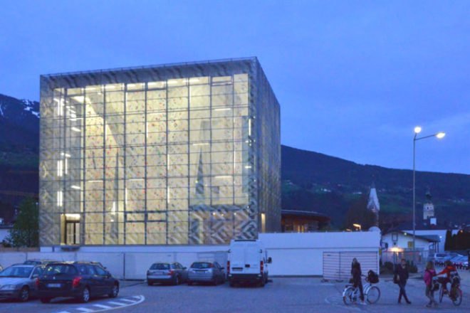 Martin Mutschlechner, StadtLABOR, Vertikale, Wolfgang Meraner Architekt, climbing gym, intelligent facade, high performance facade, daylighting