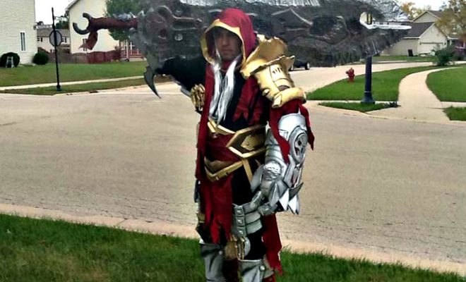 War From Darksiders Game Halloween Costume, Jesus Madrigal, Inhabitat Green Halloween Costume Contest 2012 Finalists, inhabitat halloween costume contest finalists, halloween costume, costume contest, diy costume, eco-friendly costume, green halloween, green halloween 2012, halloween, inhabitat green halloween costume contest, sustainable costume, homemade halloween costume, halloween costume ideas, diy costume ideas, handmade halloween costumes, green halloween diy costume contest