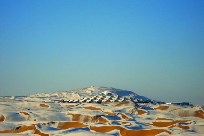 net zero, PLaT Architects, china, desert design, Xiangshawan Desert, green design, sustainable design, eco-design, local materials, prefabricated design, desert architecture, China, Xiangshawan Desert