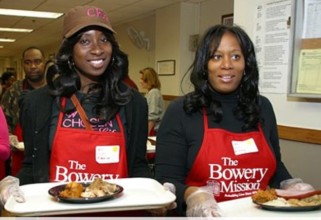 bowery mission, bowery mission thanksgiving, Thanksgiving, thanksgiving new york, thanksgiving nyc, thanksgiving volunteering, thanksgiving volunteering nyc, volunteering nyc, ways to give back this thanksgiving, yorkville common pantry, hurricane sandy, how to help hurricane sandy victims on thanksgiving, thanksgiving hurricane sandy, hurricane sandy thanksgiving, volunteer hurricane sandy