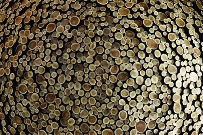 Lee Jae-Hyo, wood, Korean artist, giant wooden balls, sculptural wooden spheres, natural materials, green materials, timber, art, eco-art, eco-design,