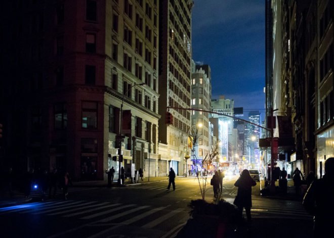 iwan baan, iwan baan nyc photo, sopo nopo photo, sopo nopo, sopo nopo new york magazine, new york magazine hurricane sandy pic, new york magazine power outage pic, new york magazine dark nyc pic, dark nyc pic, half dark nyc pic, half dark ny photo, hurricane sandy, hurricane sandy nyc
