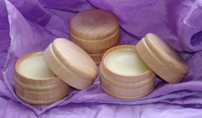 DIY lip balm, lip balm tube, lip balm recipe