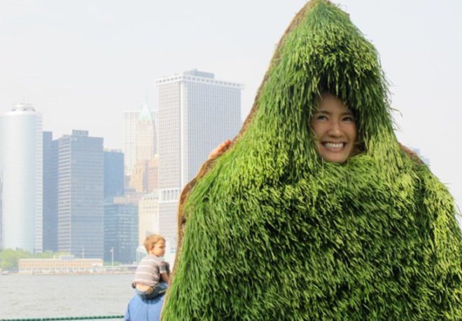 eco-art, Mosstika, edina tokodi, environmental art, graffiti, grass art, living street art, moss art, public space art, Street art, urban space, green graffiti, art nyc, green art, eco art