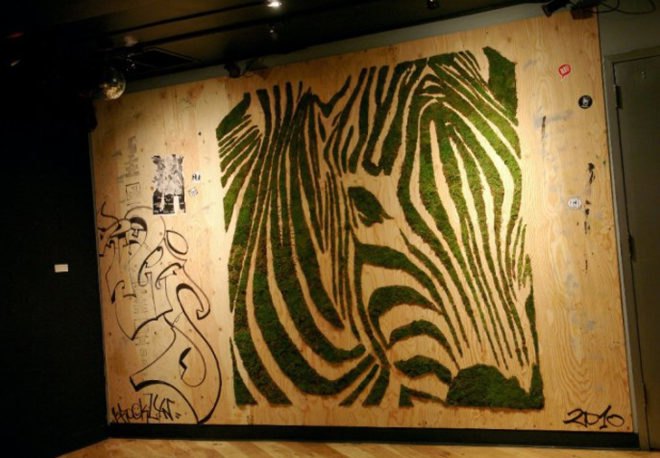 eco-art, Mosstika, edina tokodi, environmental art, graffiti, grass art, living street art, moss art, public space art, Street art, urban space, green graffiti, art nyc, green art, eco art
