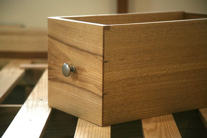 sumaya, mobile home, trailer, dan mcmahon, phil duloy, cedar, wood, hand crafted, cornwall, drawer