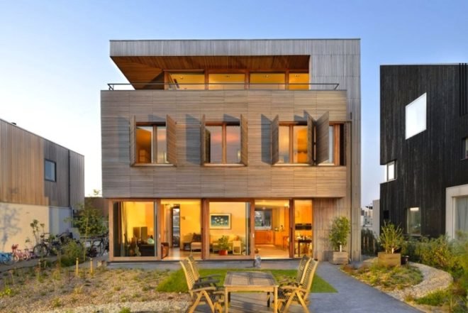 Rieteiland-Oost Island House, green roof, Egeon Architecten, green design, sustainable design, sedum roof, sustainable timber, fair timber, daylighting, energy efficiency, heat pump, underfloor heating, natural ventilation, insulation, The Netherlands, IJburg Residential Complex