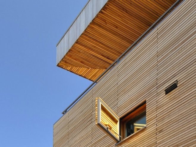 Rieteiland-Oost Island House, green roof, Egeon Architecten, green design, sustainable design, sedum roof, sustainable timber, fair timber, daylighting, energy efficiency, heat pump, underfloor heating, natural ventilation, insulation, The Netherlands, IJburg Residential Complex