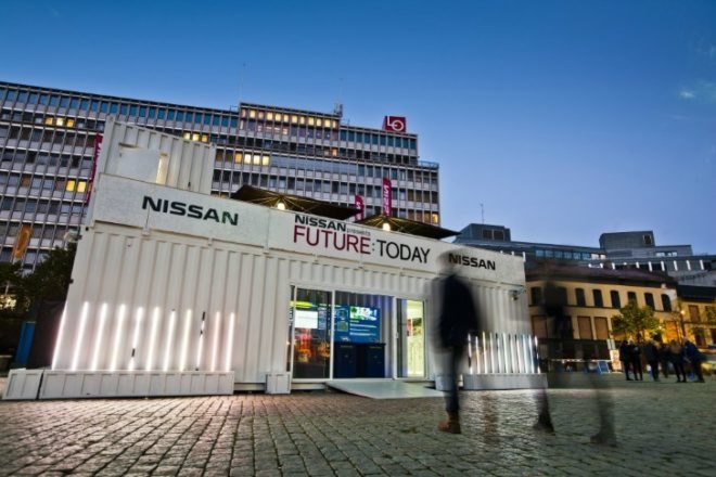 WhiteCrates, Nissan LEAF, mobile exhibitions, upcycled shipping containers, renovated containers, sustainable design, zero emissions, green architecture